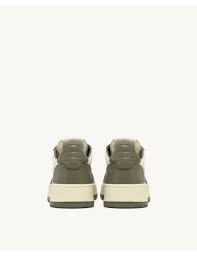 Medlist Low Sneakers