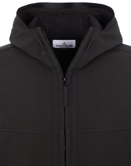 Light outwear