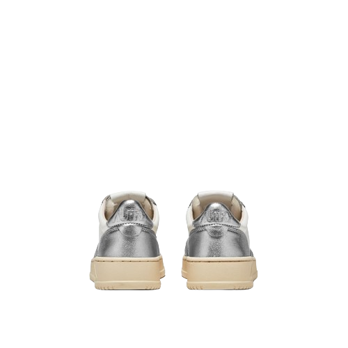 Medalist Low Sneakers
