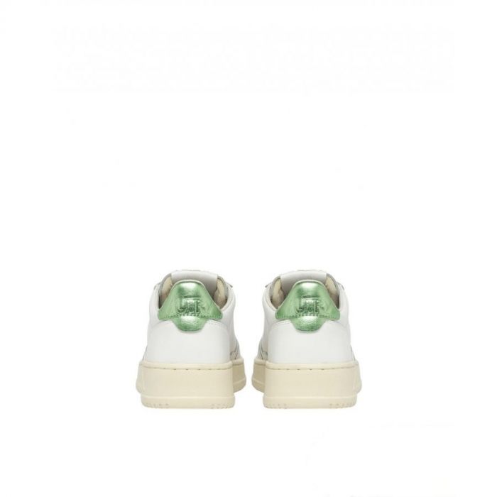 Medalist Low Sneakers