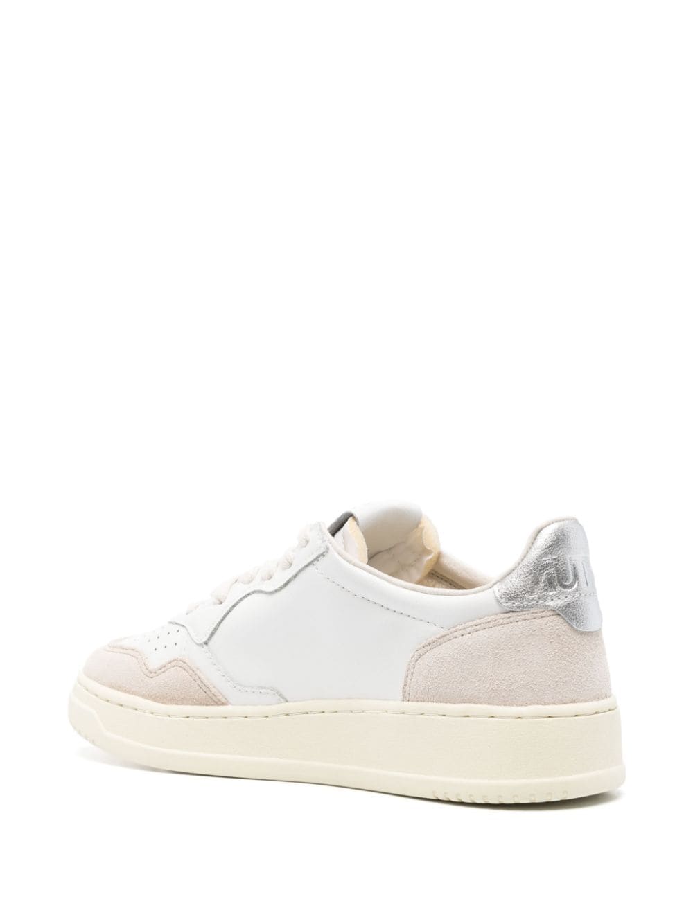 Medalist Low Sneakers