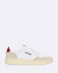 Medalist Low Sneakers