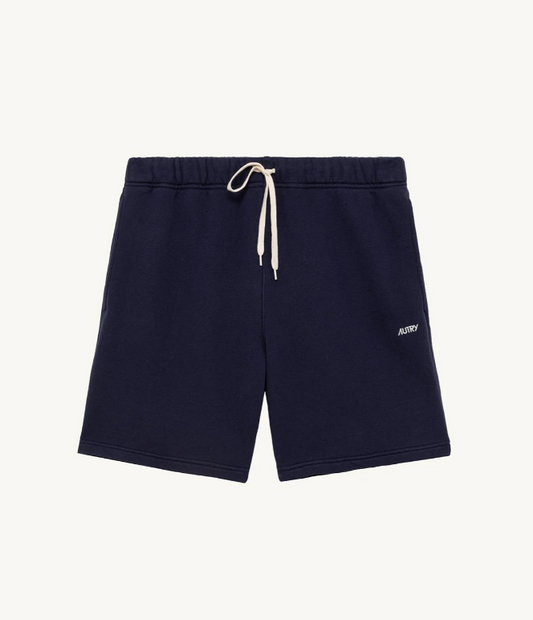 Shorts main man
