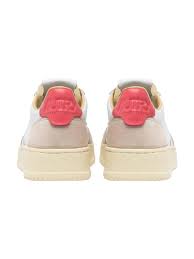 Medlist Low Sneakers