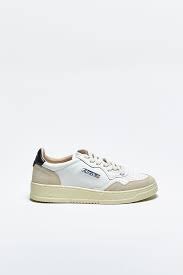 Medalist Low Sneakers