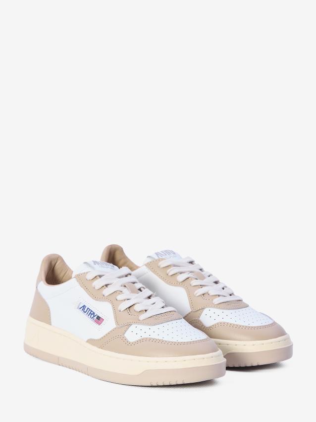 Medalist Low Sneakers